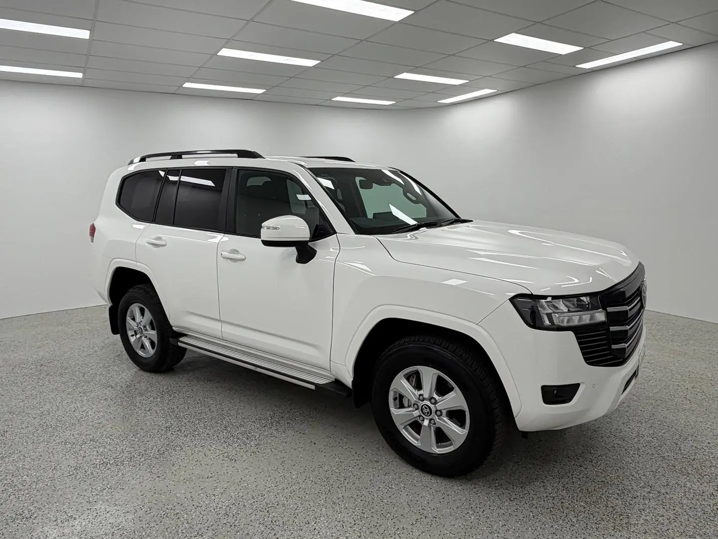 2024 Toyota Landcruiser Gallery Image 2