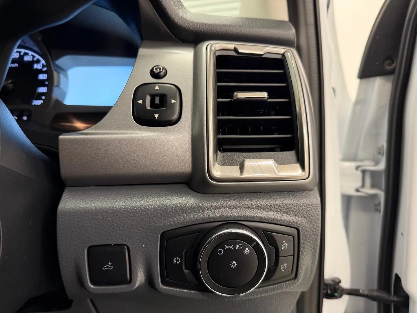 2017 Ford Ranger Gallery Image 25