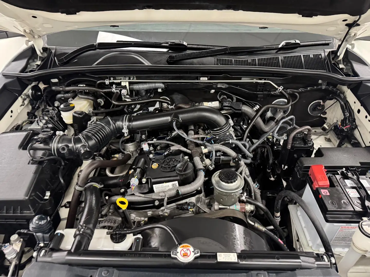 2020 Toyota Hilux Gallery Image 12