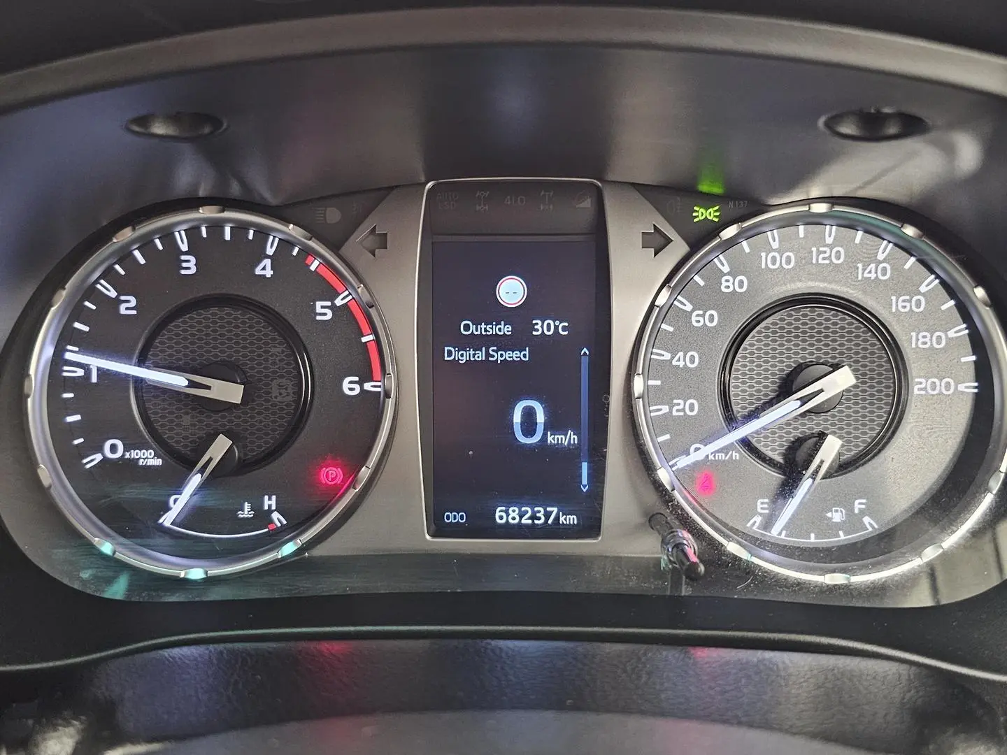 2021 Toyota Hilux Gallery Image 27