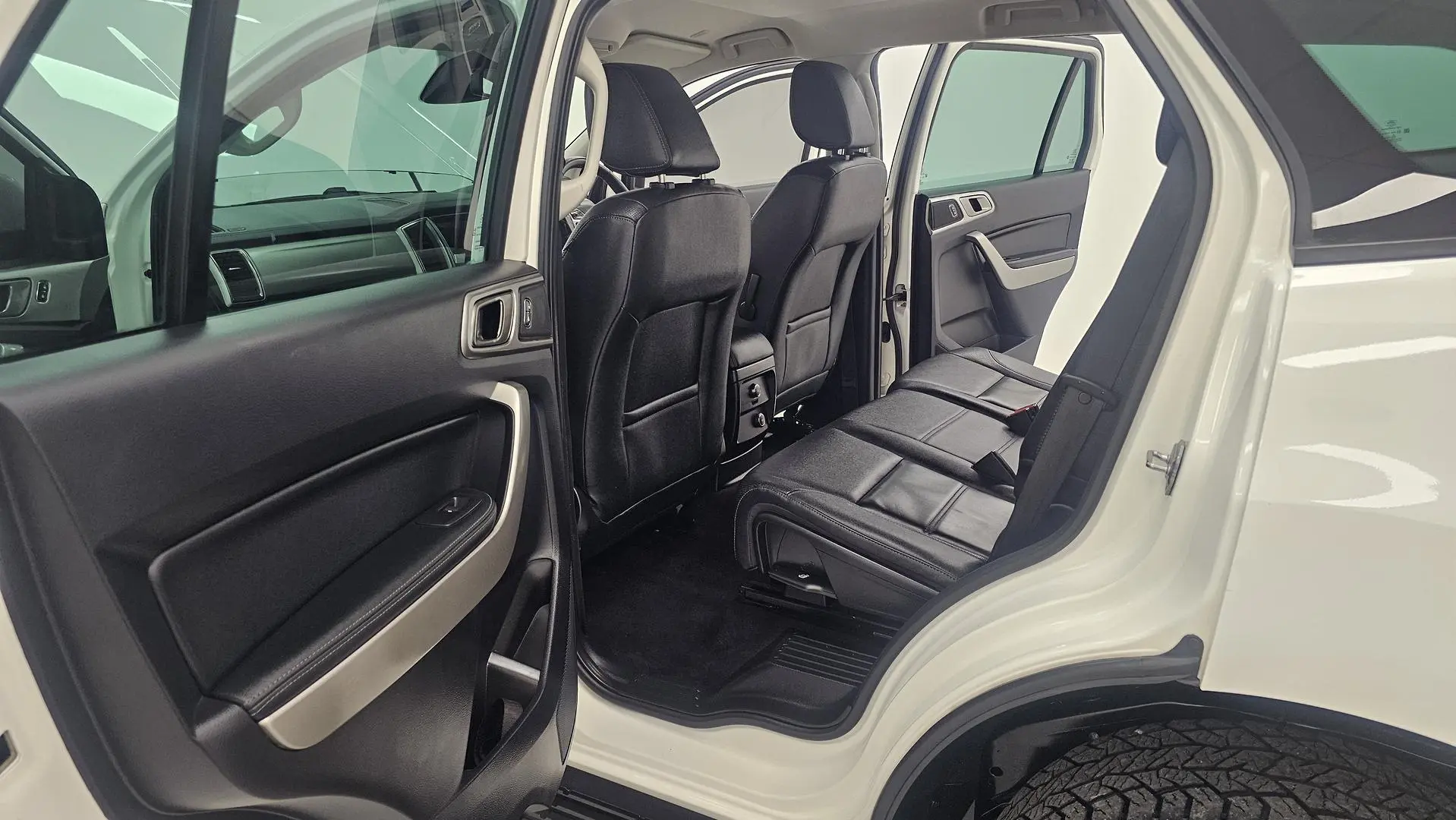 2022 Ford Everest Gallery Image 13