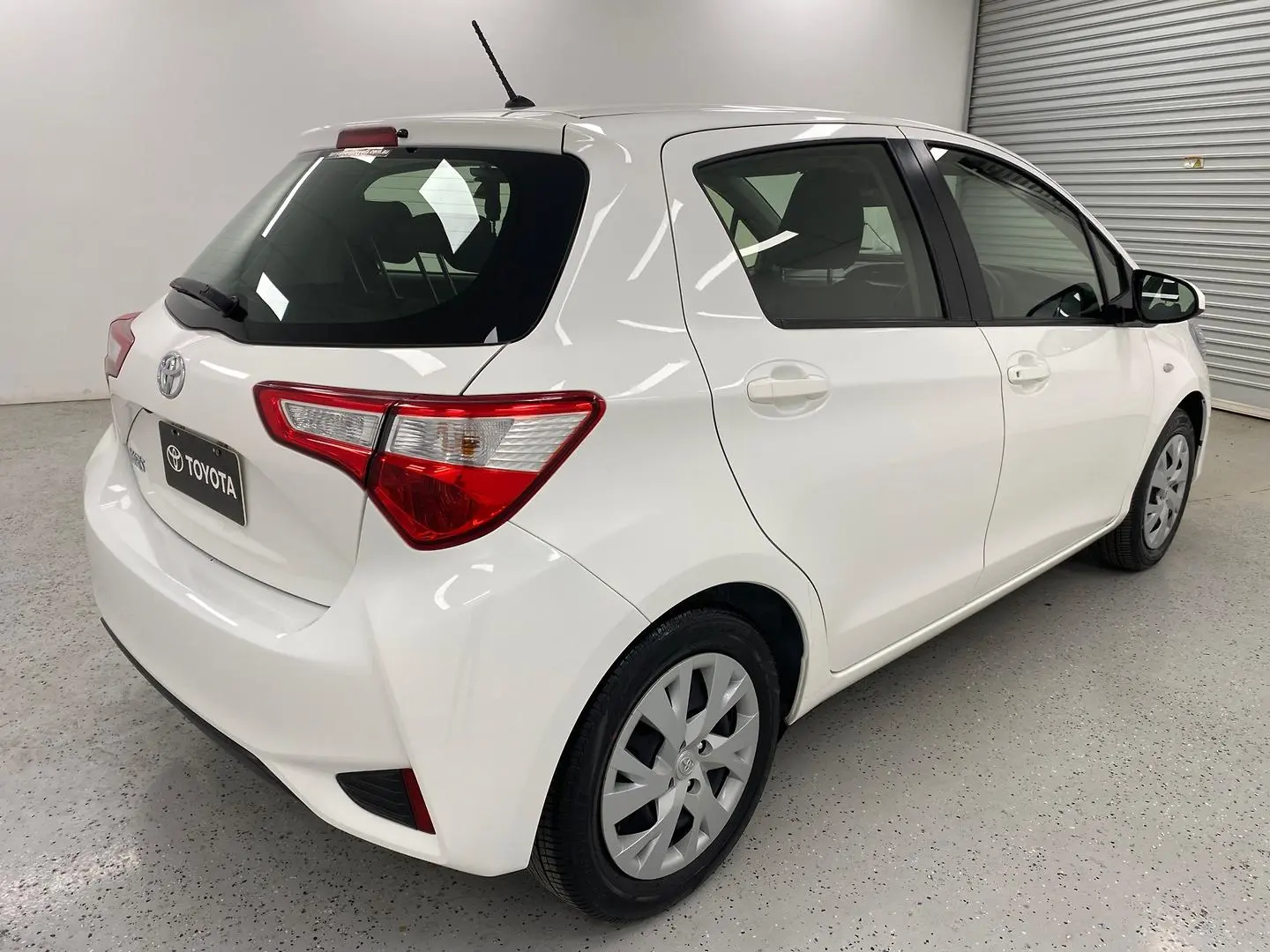 2019 Toyota Yaris Gallery Image 3