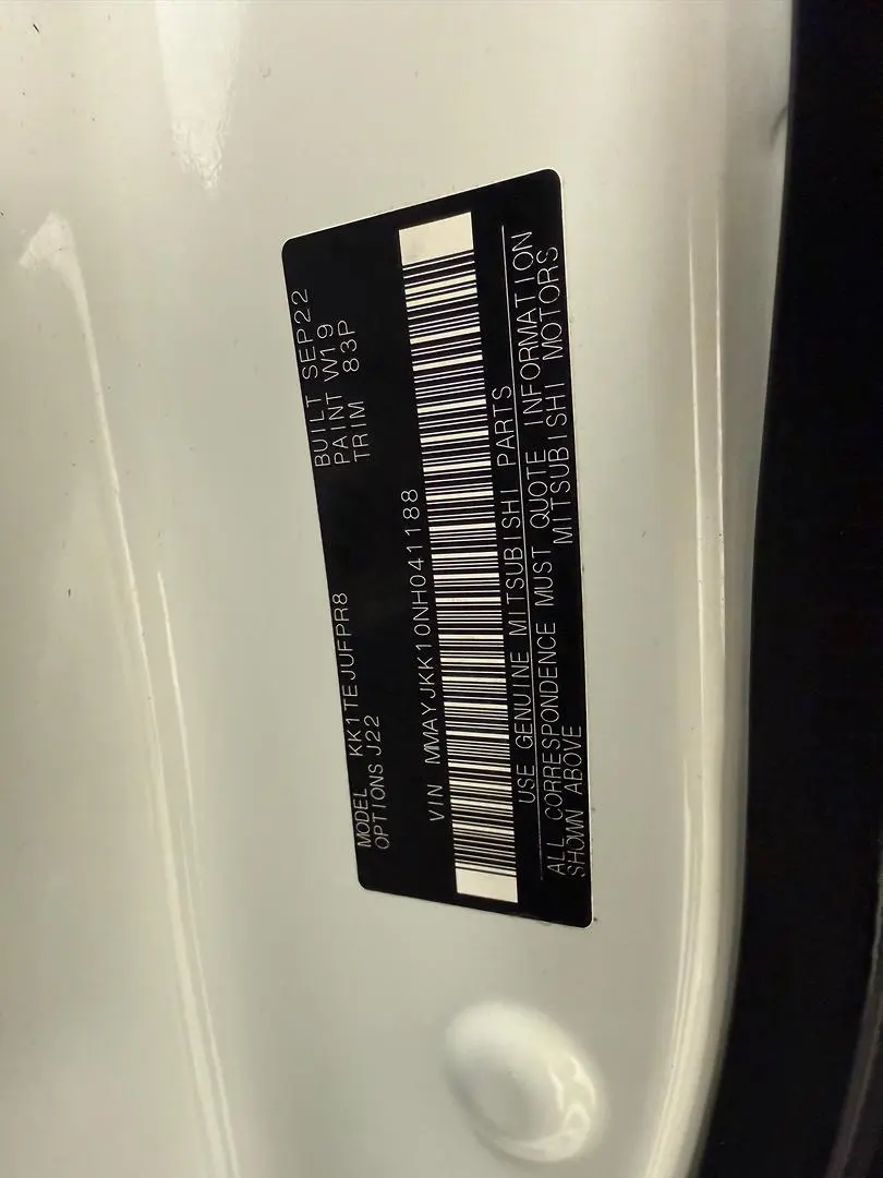 2022 Mitsubishi Triton Gallery Image 11