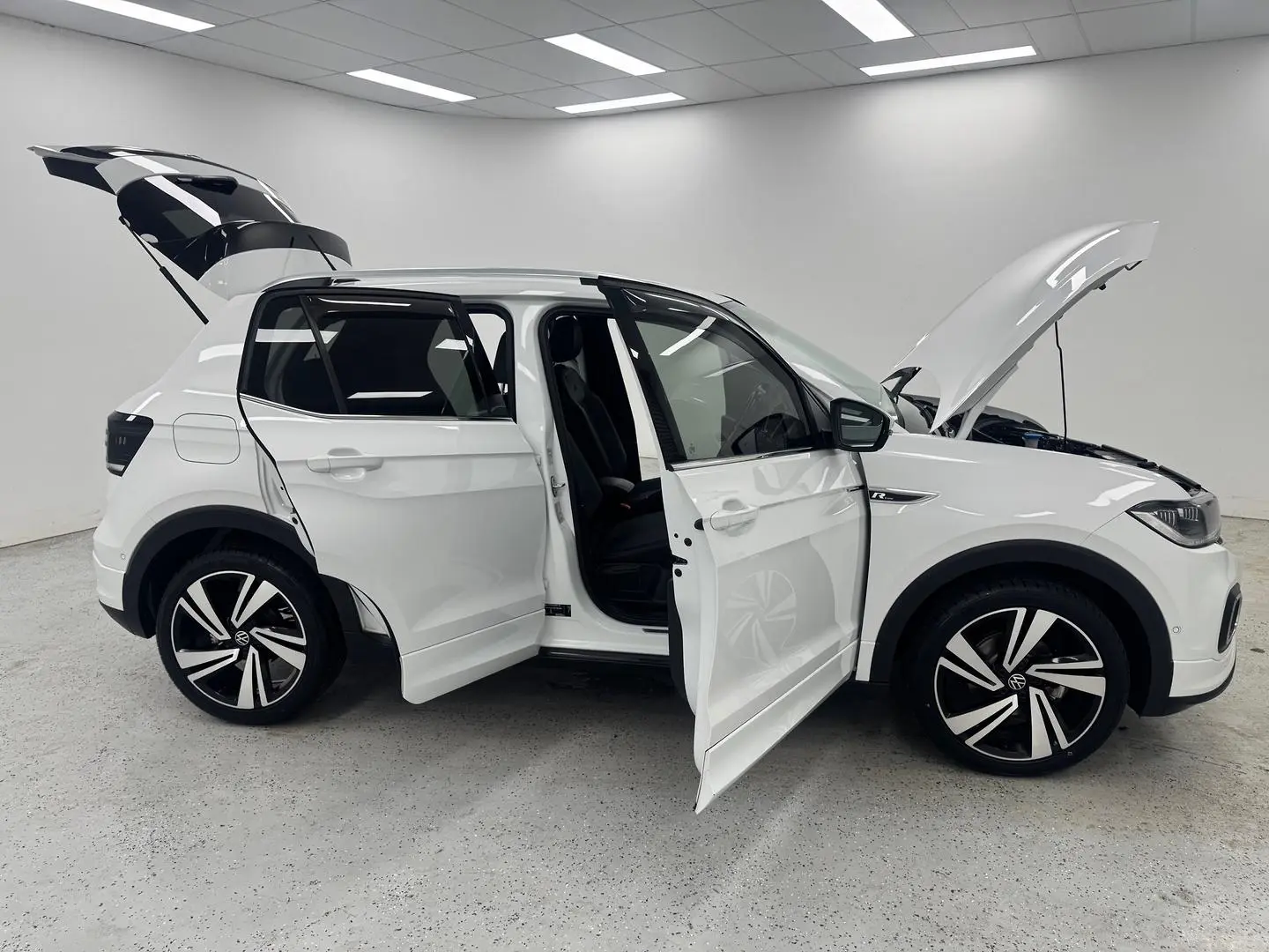 2021 Volkswagen T-Cross Gallery Image 8