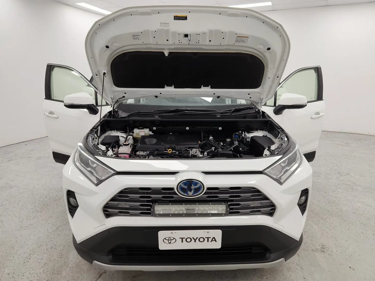 2020 Toyota RAV4 Gallery Image 15
