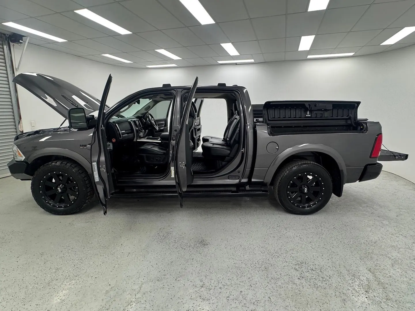 2019 RAM 1500 Gallery Image 11
