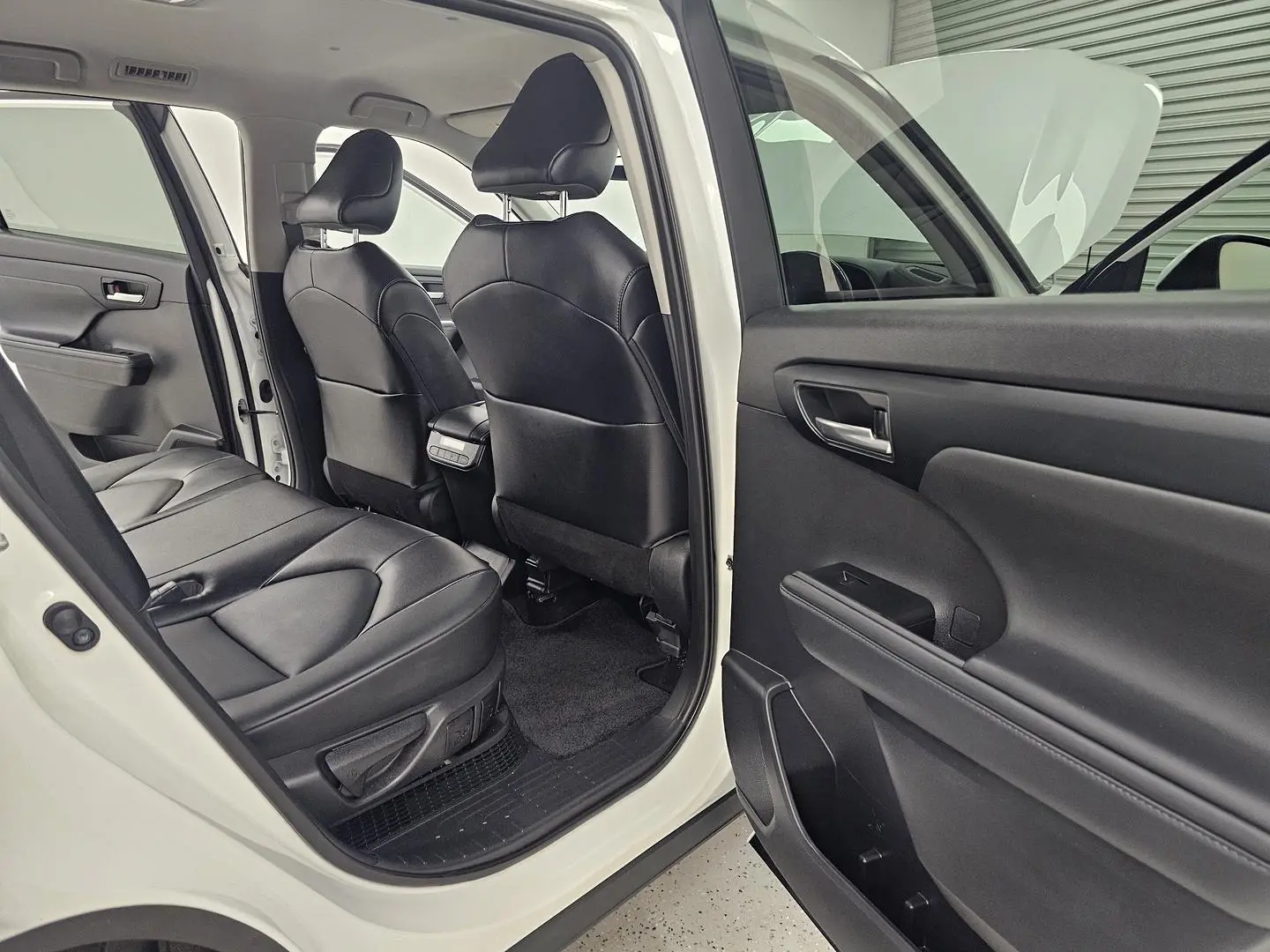 2022 Toyota Kluger Gallery Image 21