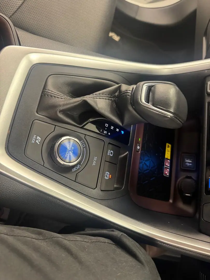 2023 Toyota RAV4 Gallery Image 27