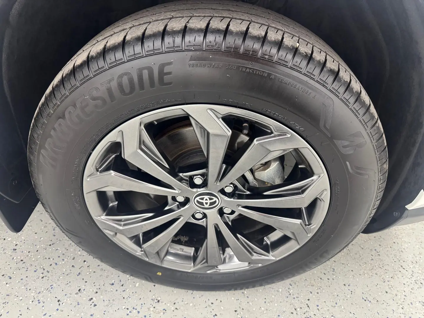 2024 Toyota RAV4 Gallery Image 15