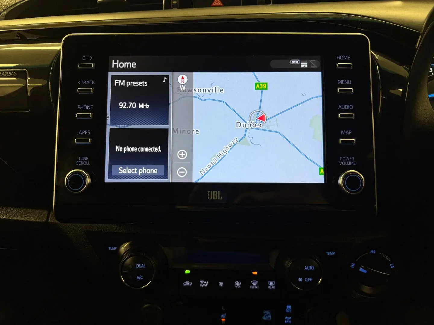 2022 Toyota Hilux Gallery Image 34