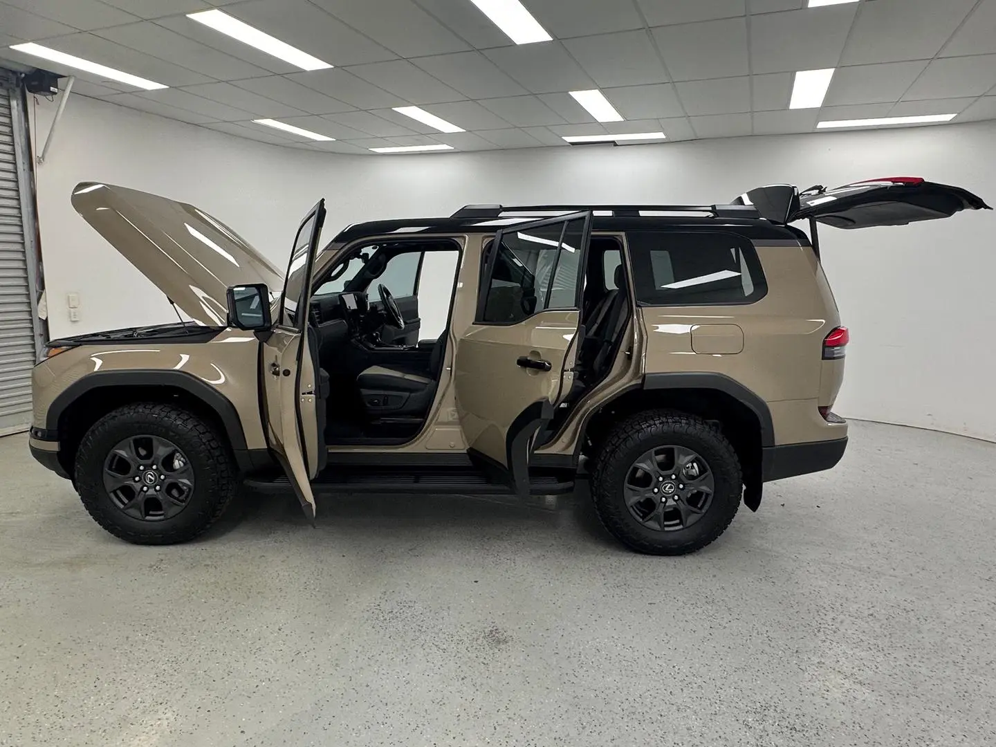 2024 Lexus GX Gallery Image 11