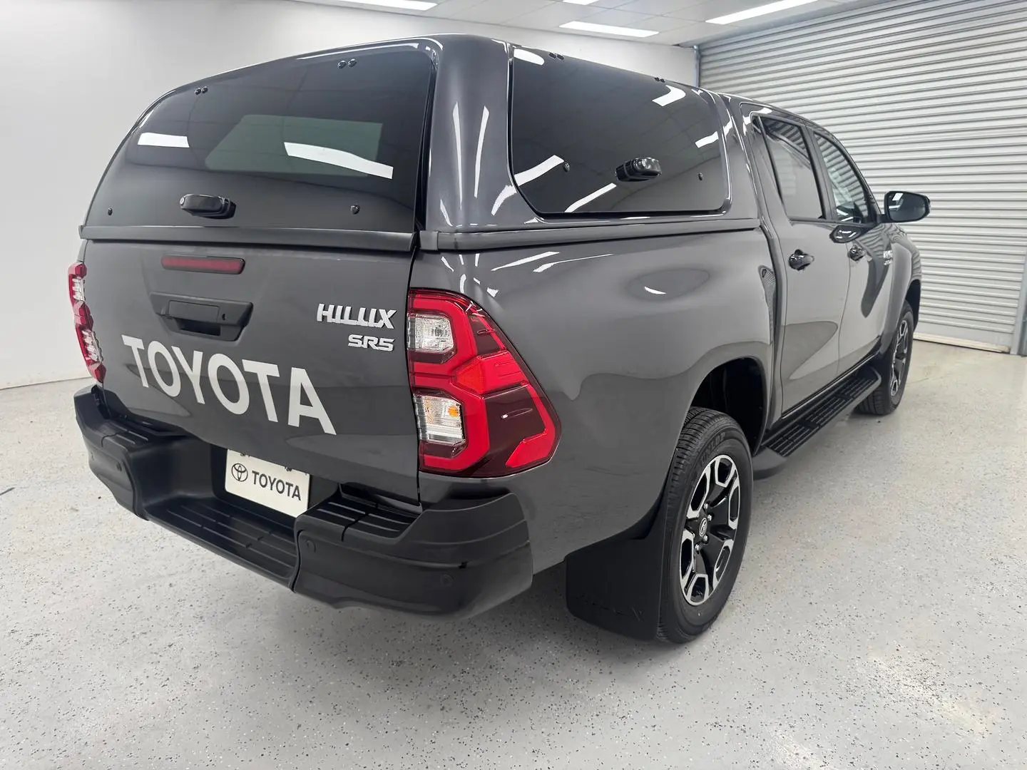 2025 Toyota Hilux Gallery Image 3