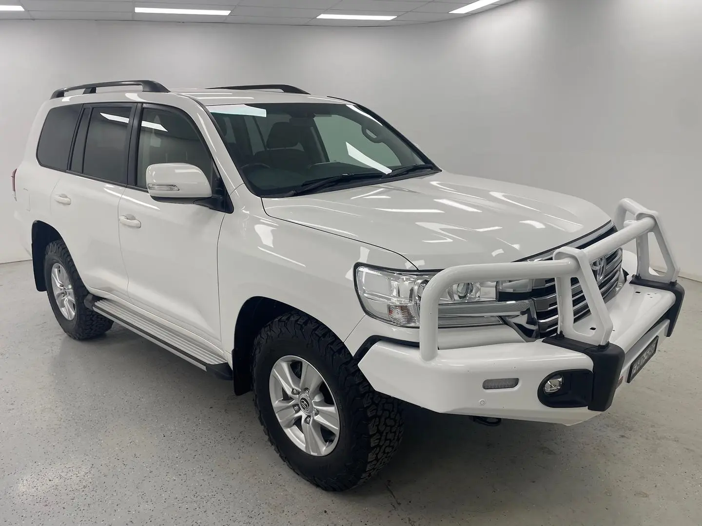 2020 Toyota Landcruiser Gallery Image 1