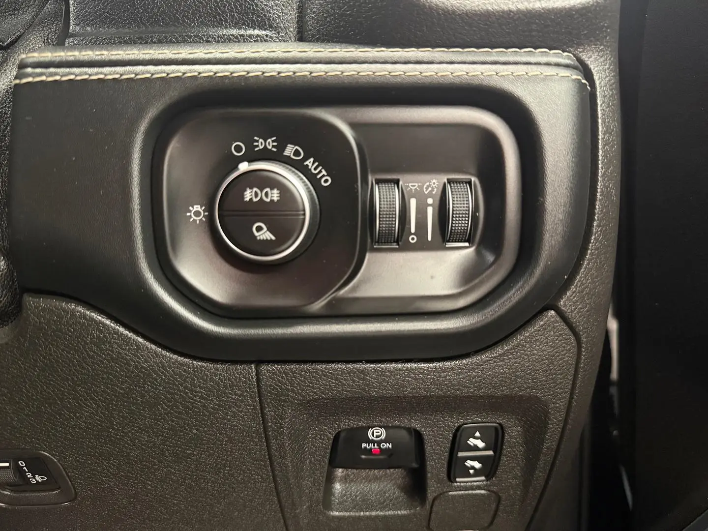 2022 RAM 1500 Gallery Image 31
