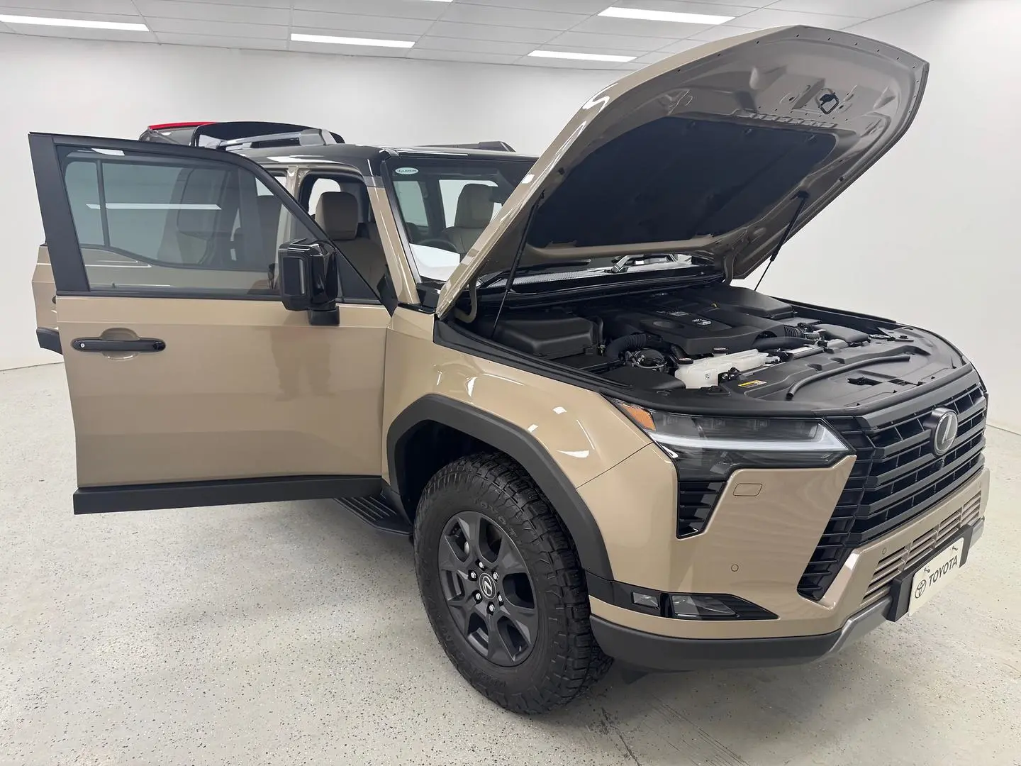 2024 Lexus GX Gallery Image 7