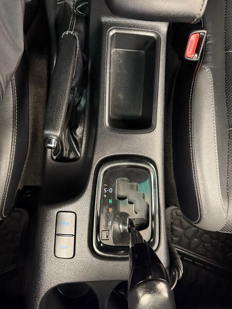 2022 Toyota Hilux Gallery Image 38