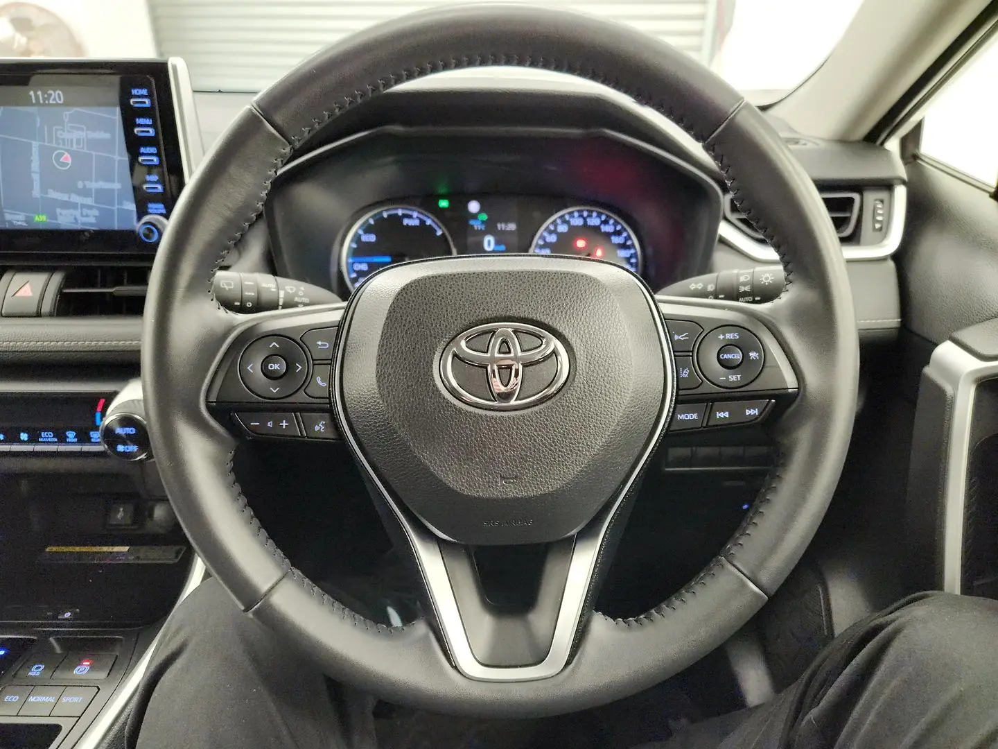 2020 Toyota RAV4 Gallery Image 26