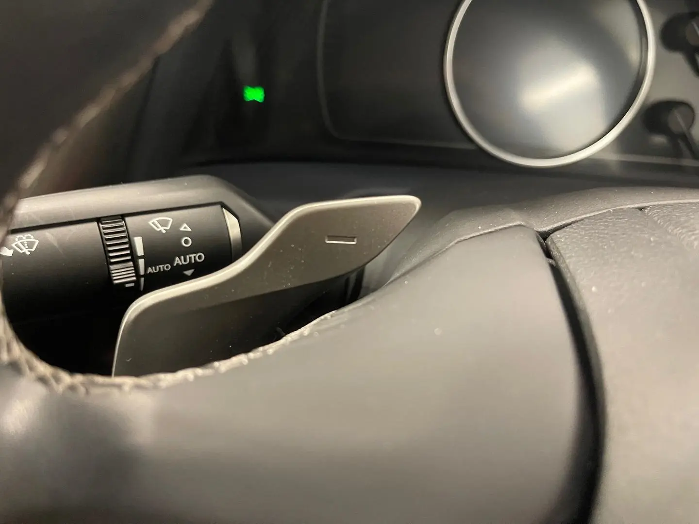 2021 Lexus ES Gallery Image 39