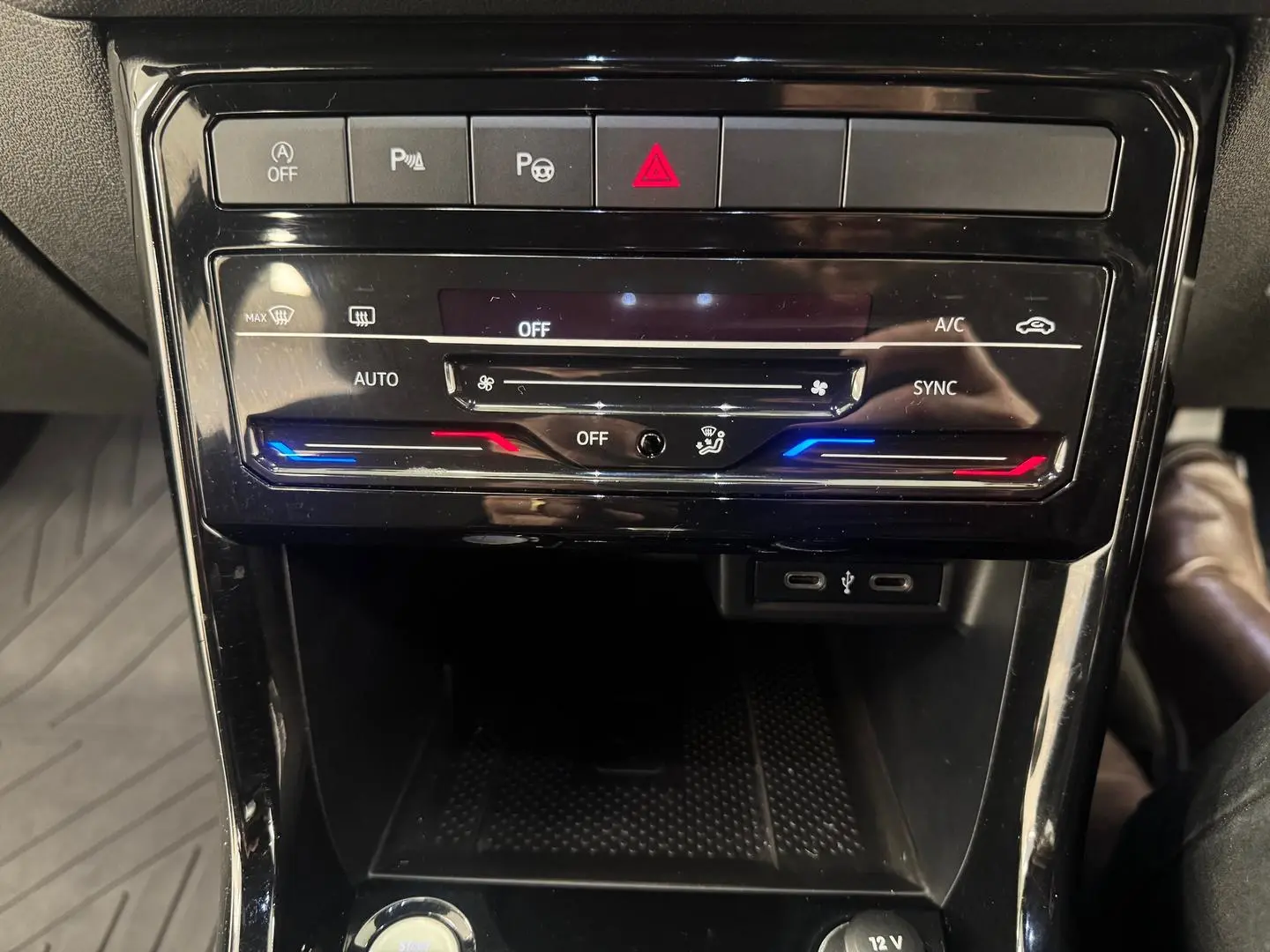 2021 Volkswagen T-Cross Gallery Image 23