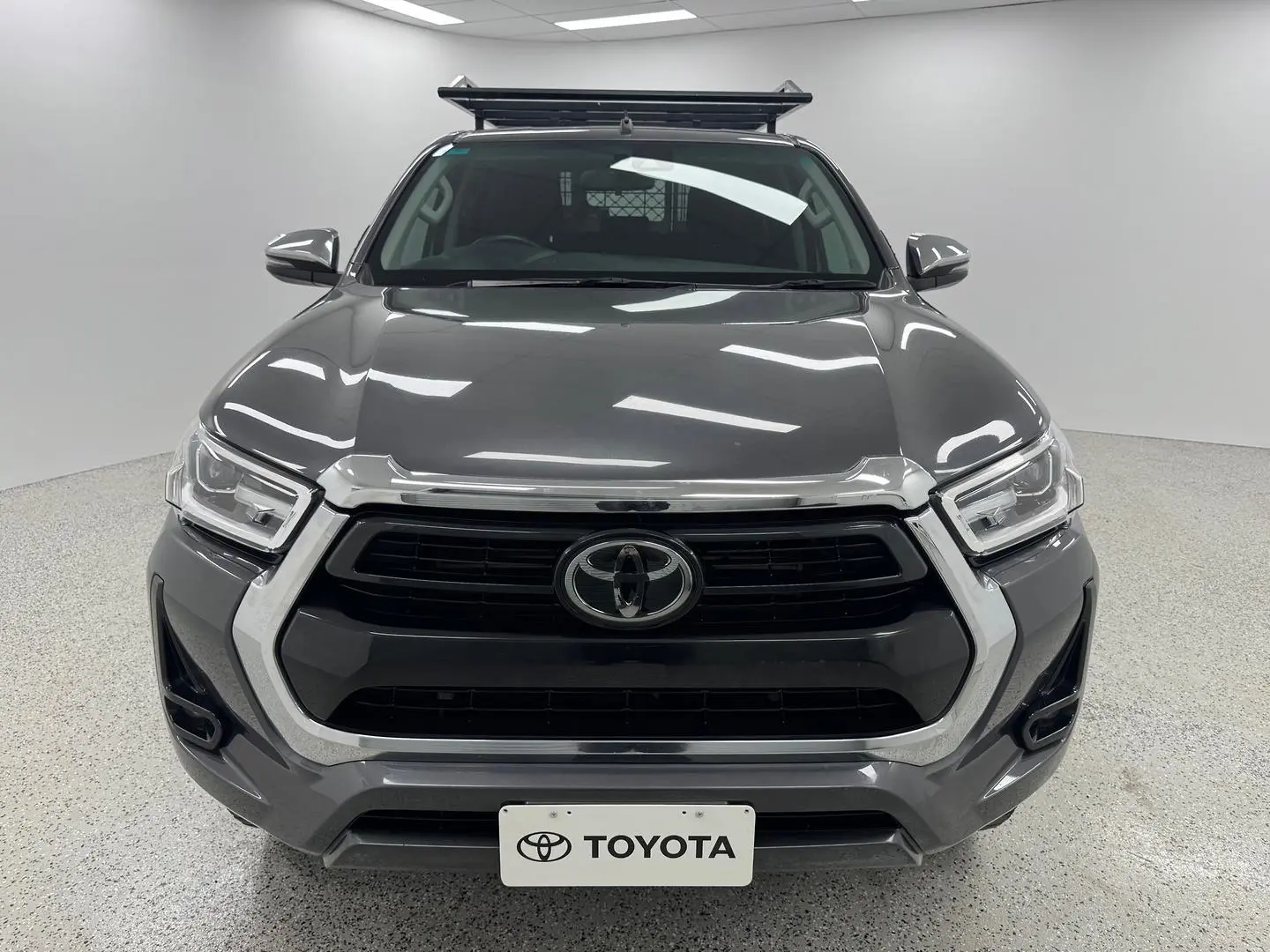 2020 Toyota Hilux Gallery Image 38