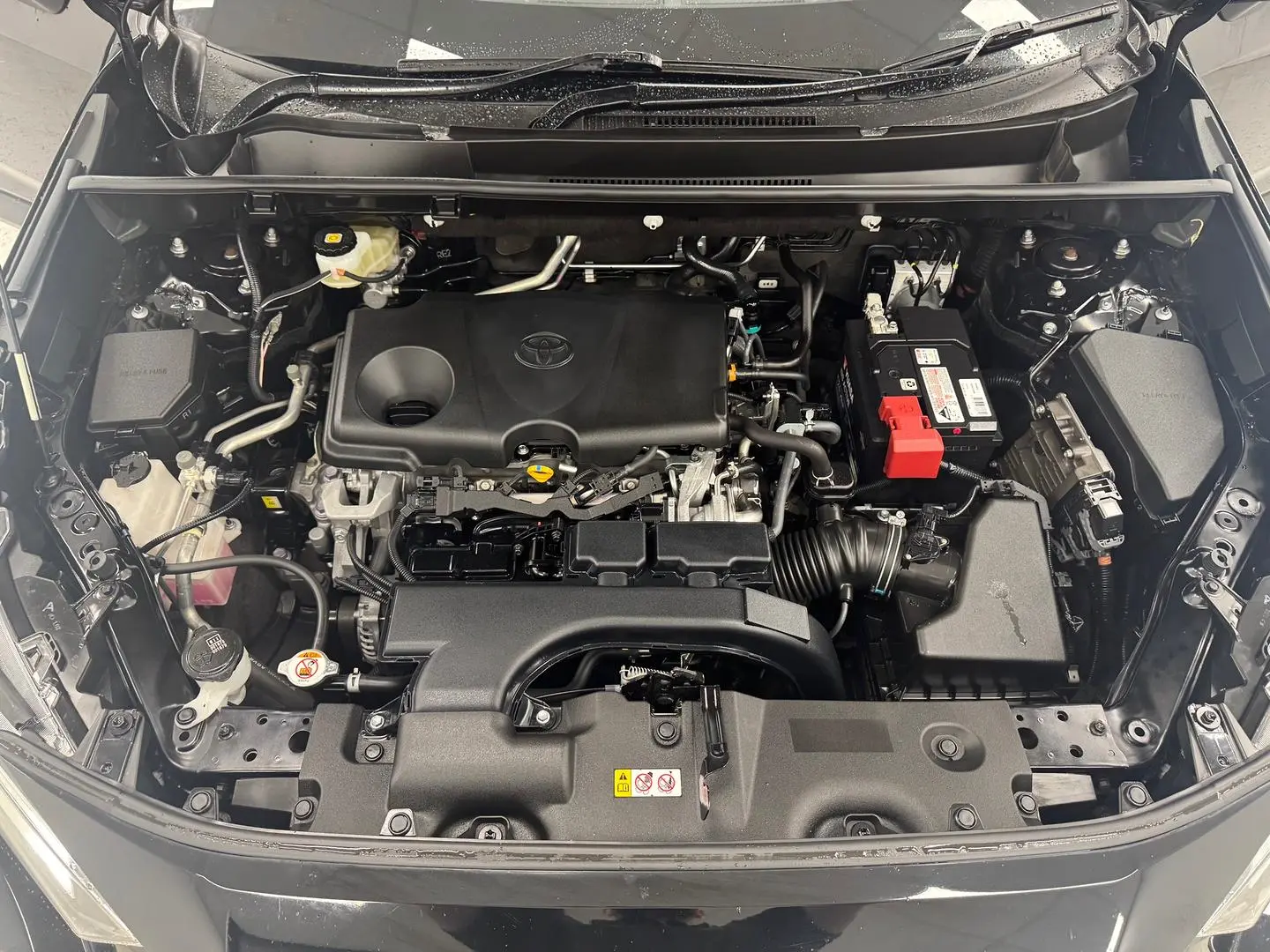 2020 Toyota RAV4 Gallery Image 14