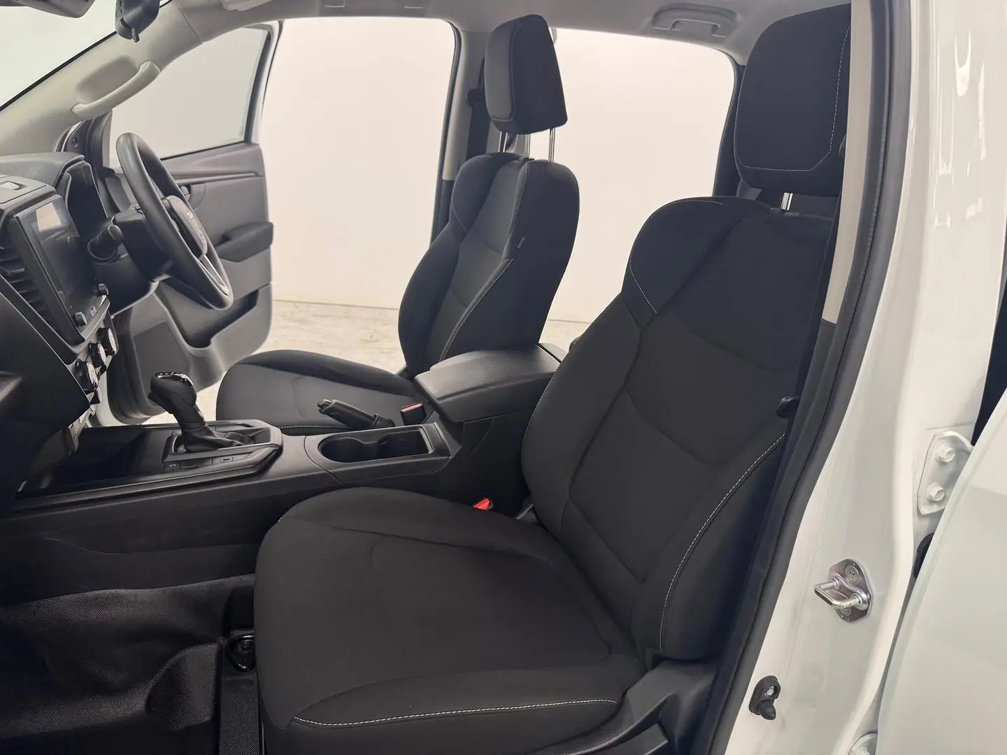 2024 Isuzu D-MAX Gallery Image 27