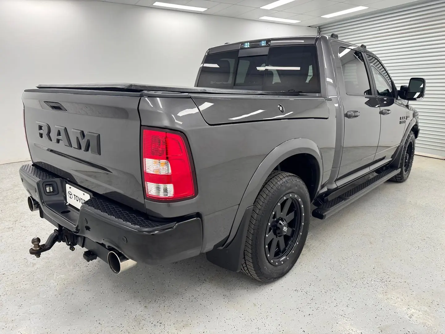 2019 RAM 1500 Gallery Image 3