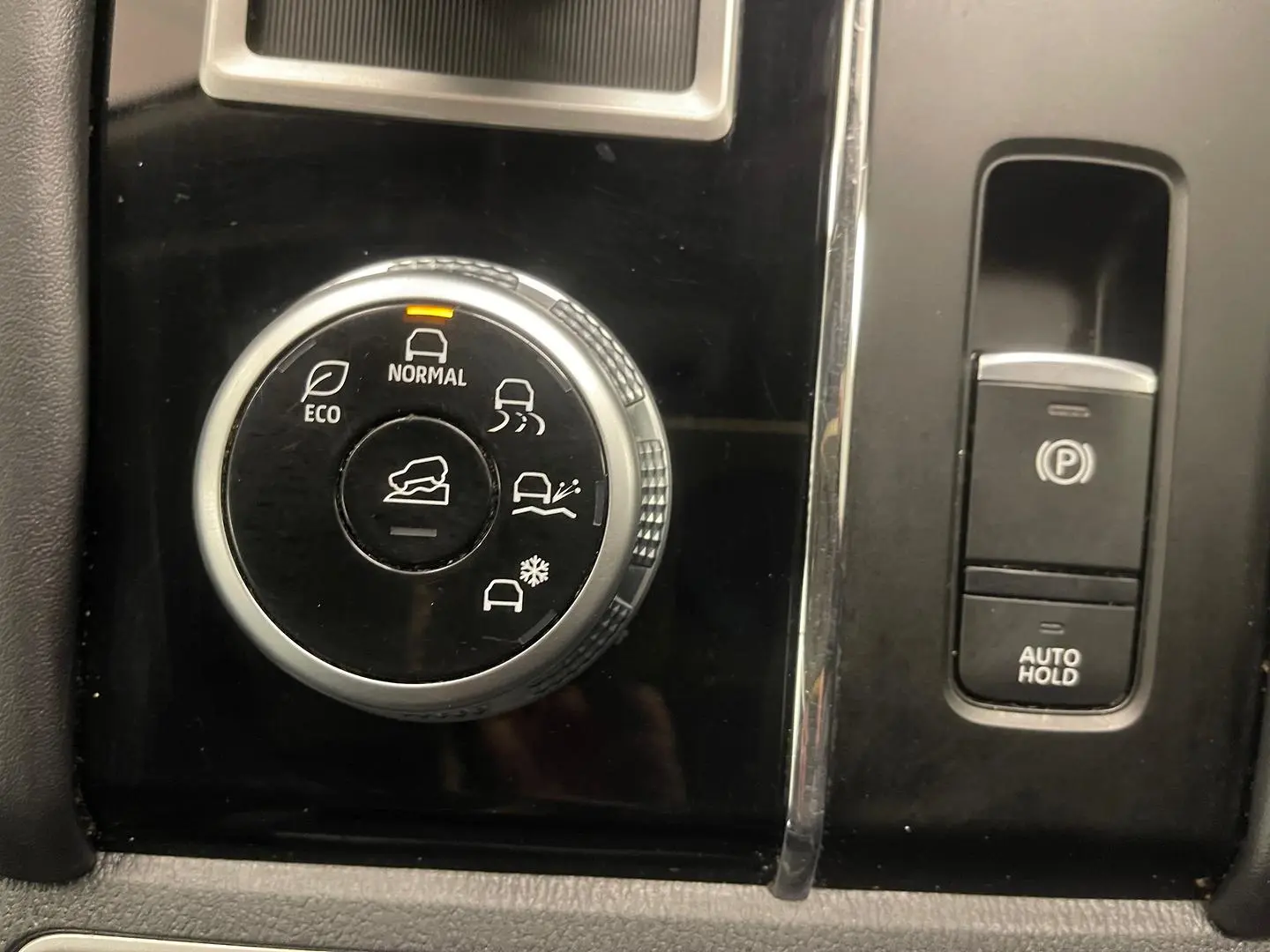 2022 Mitsubishi Outlander Gallery Image 27