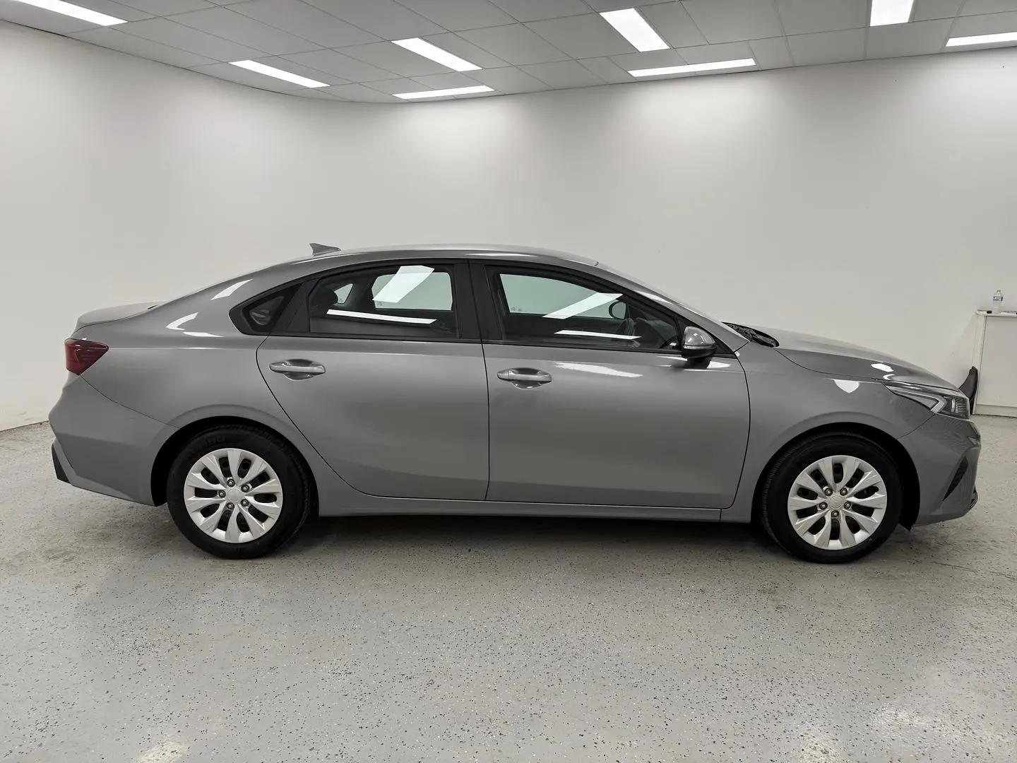 2024 Kia Cerato Gallery Image 2