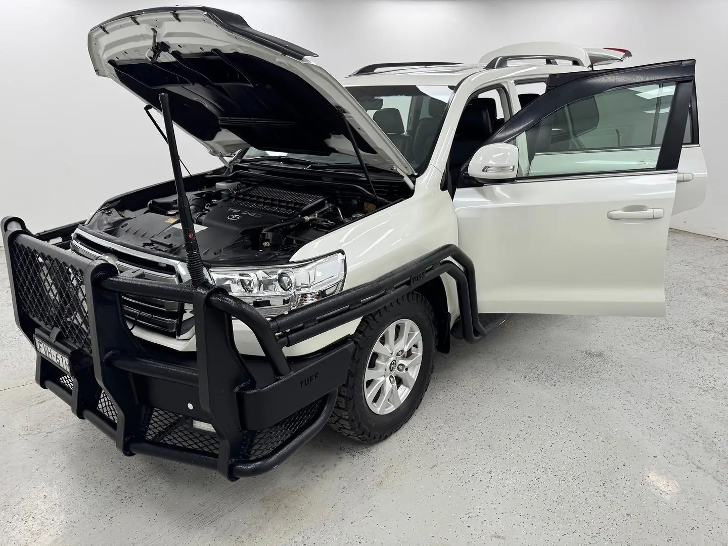 2020 Toyota Landcruiser Gallery Image 14