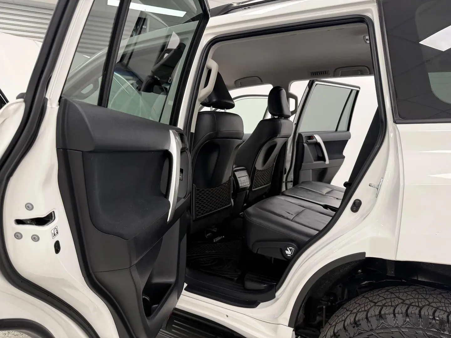 2021 Toyota Landcruiser Prado Gallery Image 12