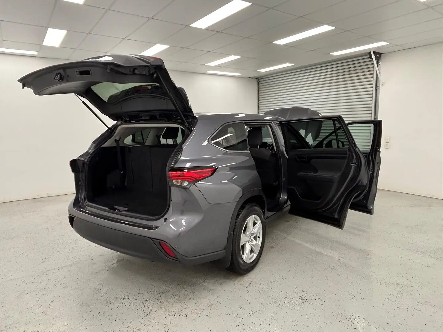 2023 Toyota Kluger Gallery Image 10
