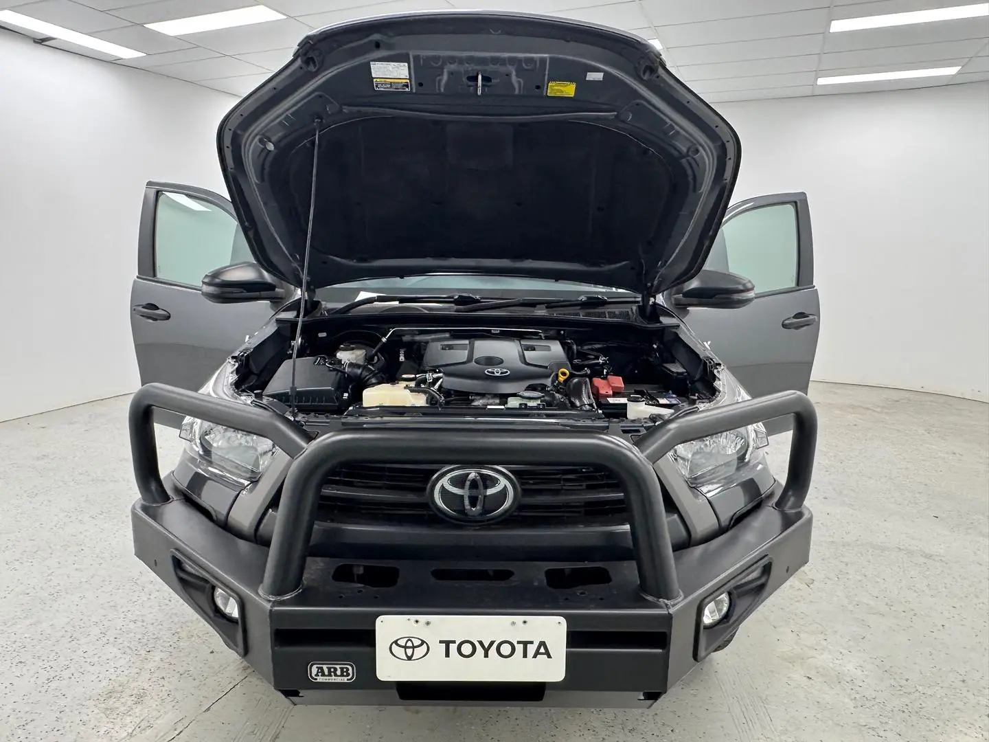 2022 Toyota Hilux Gallery Image 12