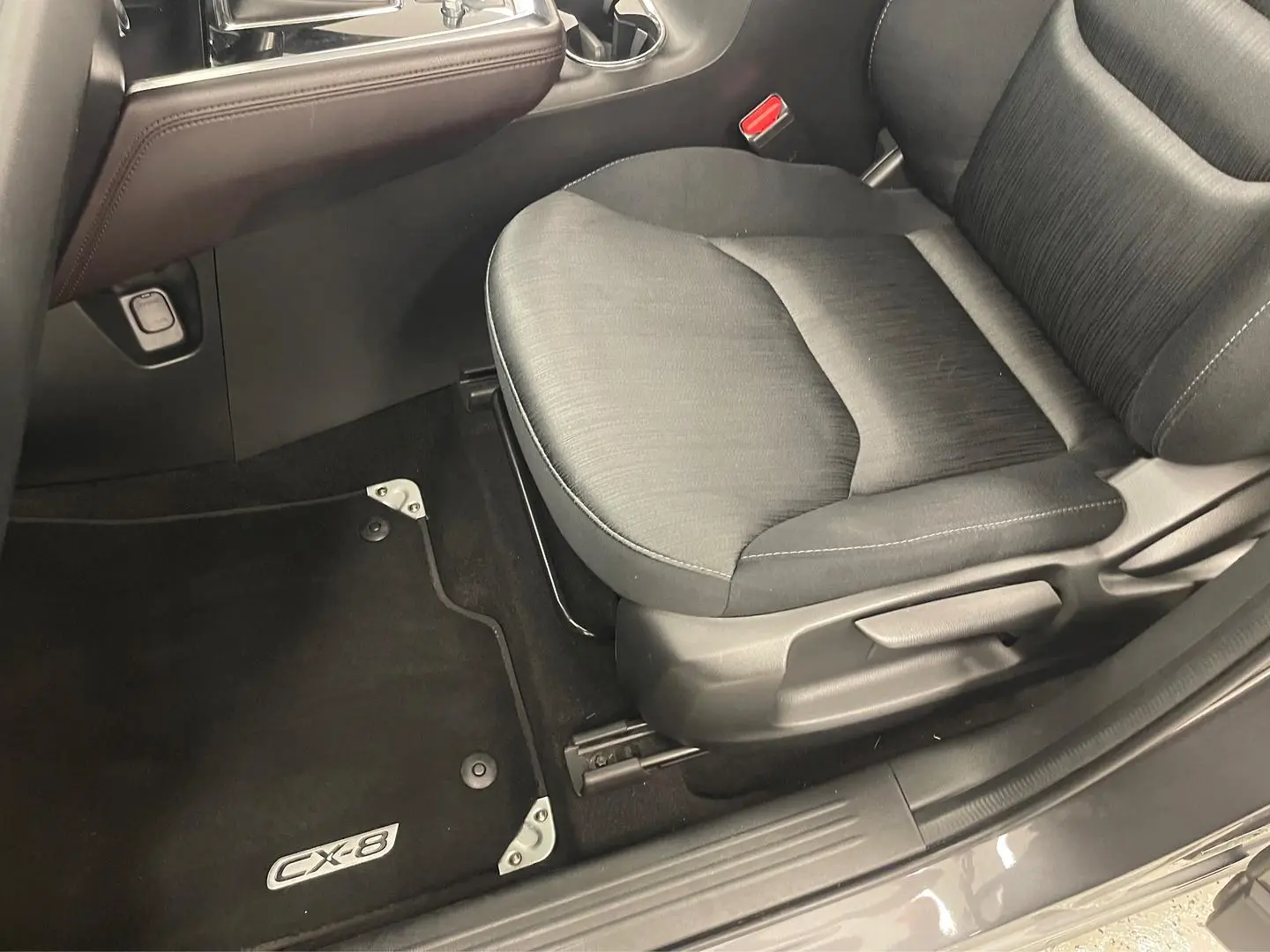 2018 Mazda CX-8 Gallery Image 16