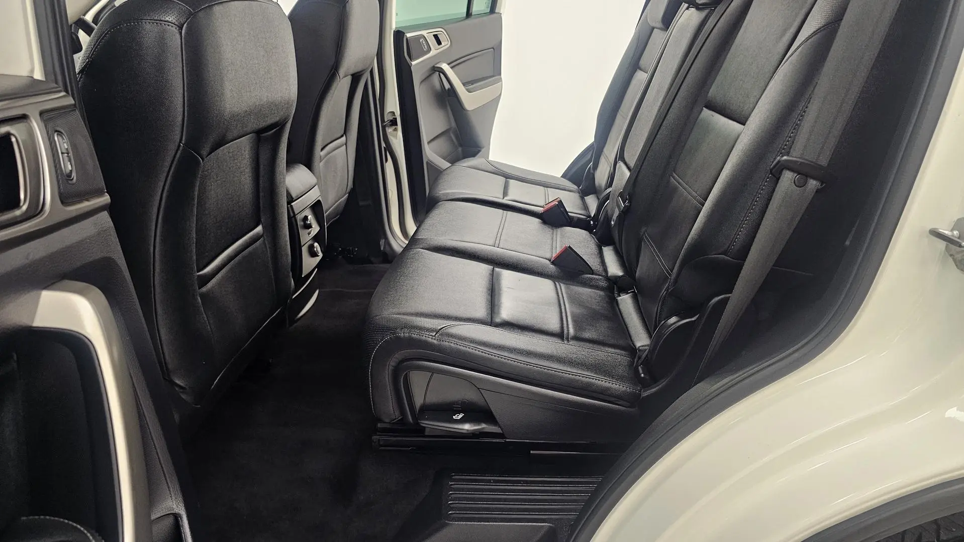 2022 Ford Everest Gallery Image 14