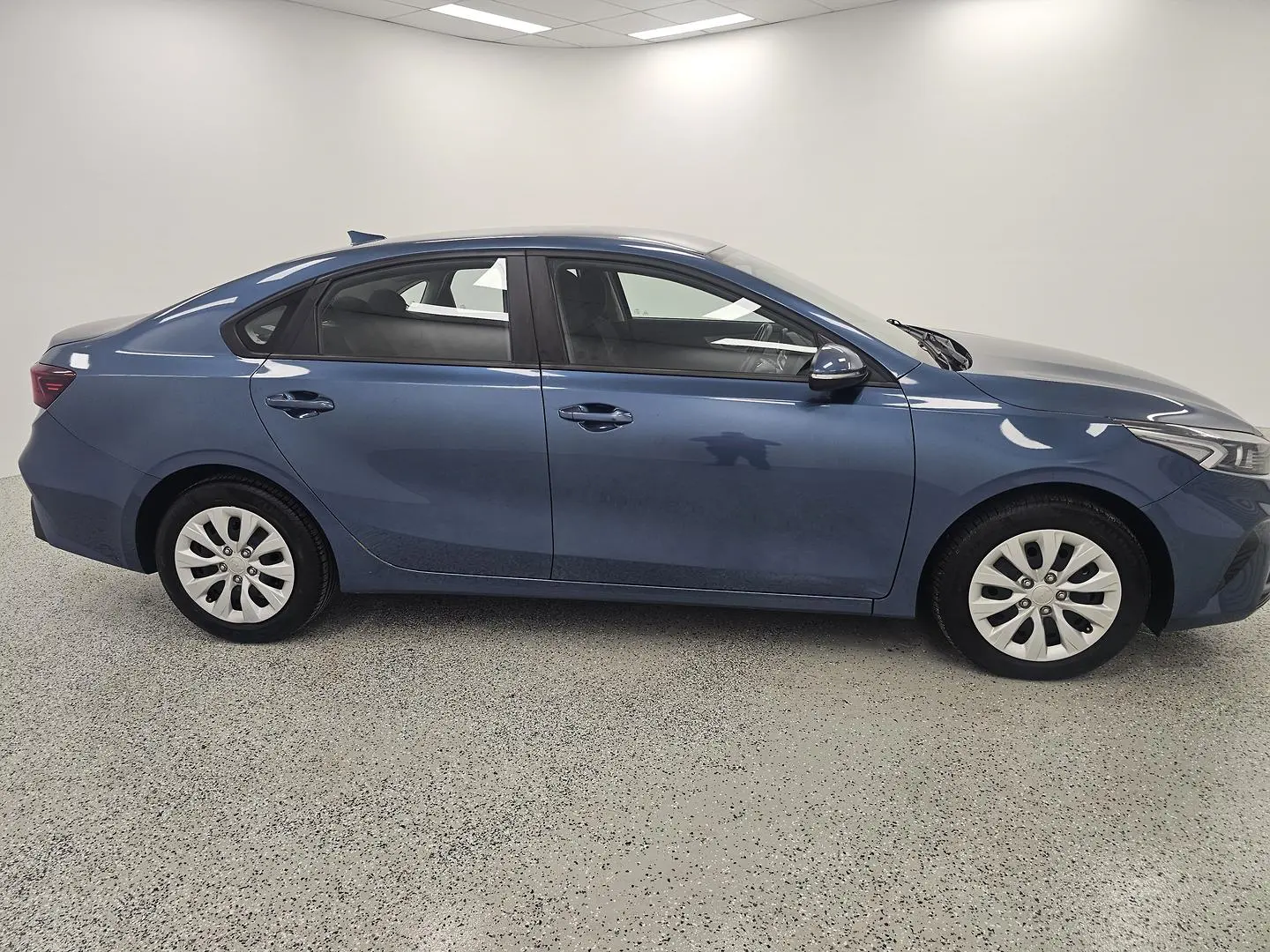 2024 Kia Cerato Gallery Image 2