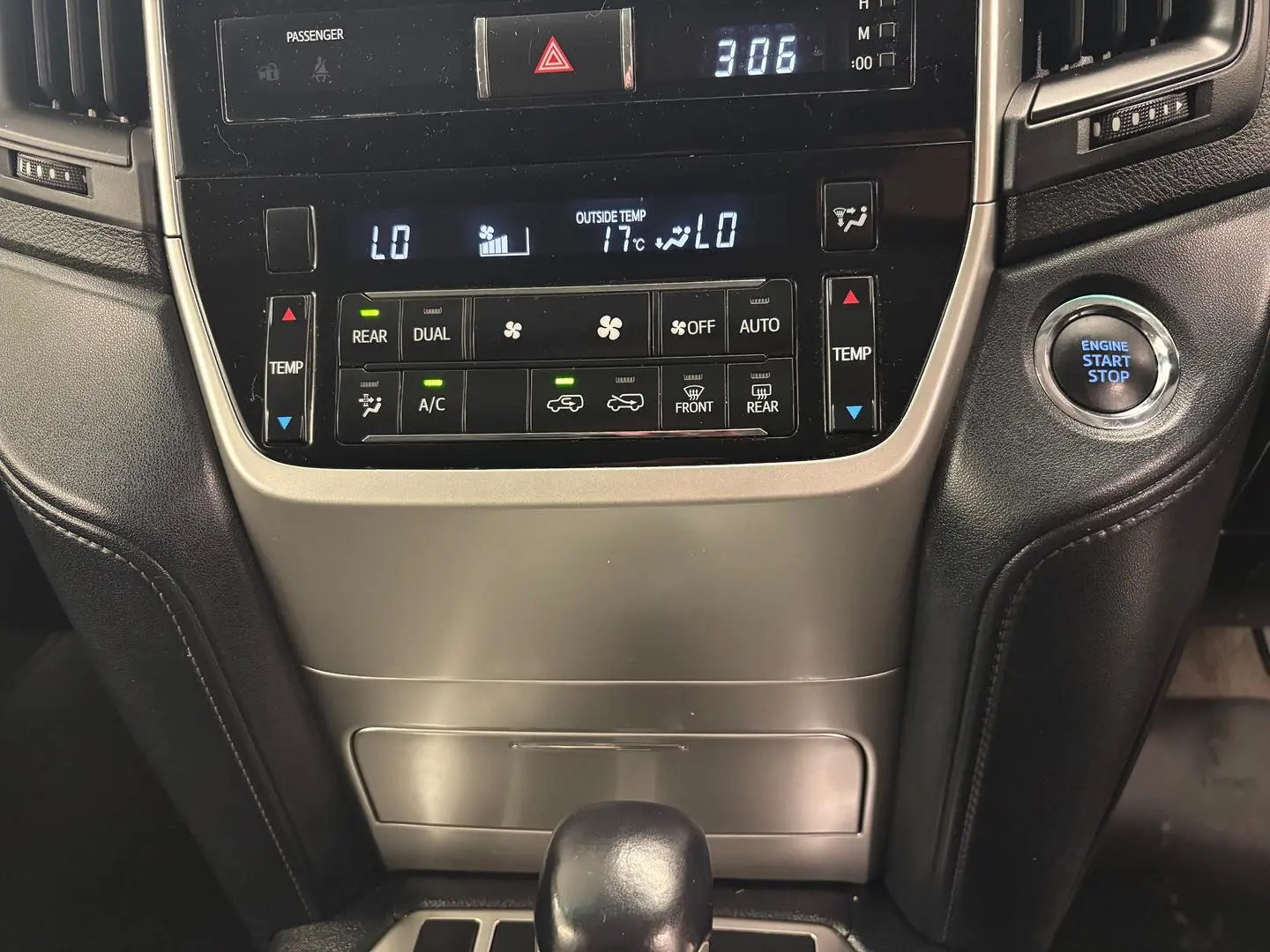 2017 Toyota Landcruiser Gallery Image 30