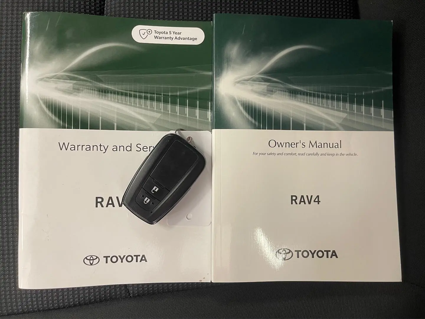 2024 Toyota RAV4 Gallery Image 33