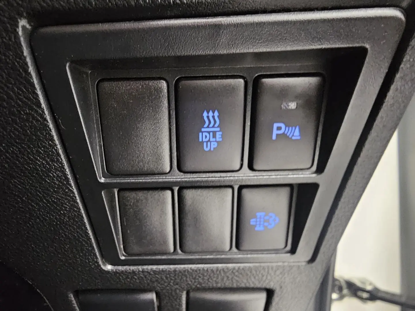 2021 Toyota Hilux Gallery Image 41