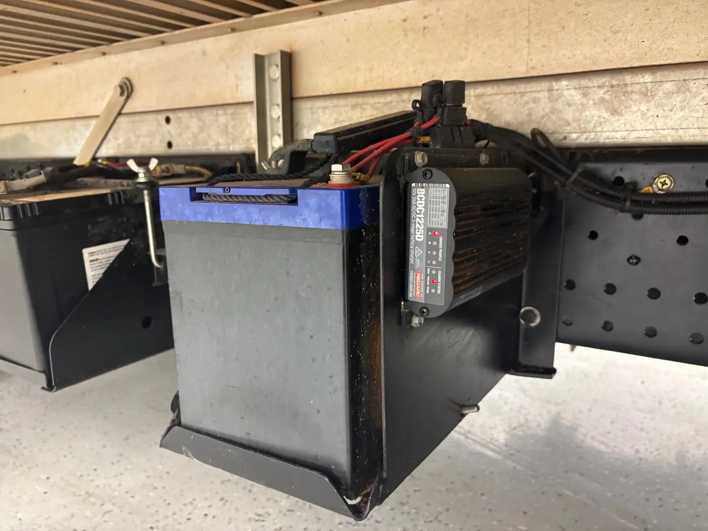 2023 Isuzu N Series Gallery Image 17