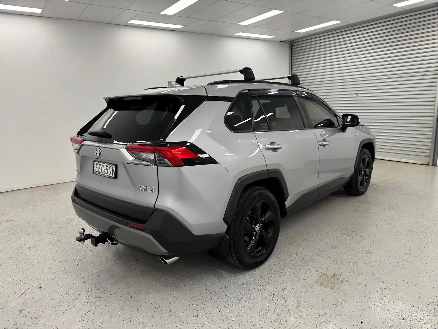 2020 Toyota RAV4 Gallery Image 3