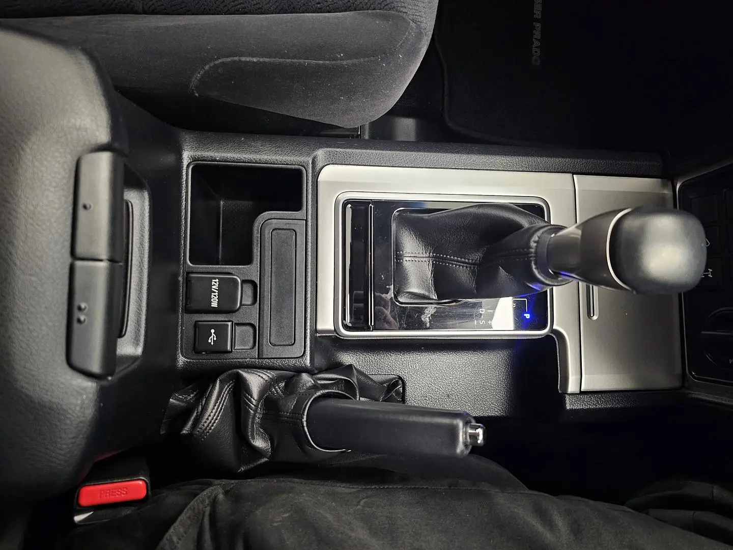 2021 Toyota Landcruiser Prado Gallery Image 36