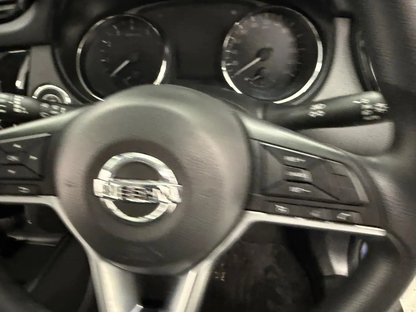 2022 Nissan X-TRAIL Gallery Image 17