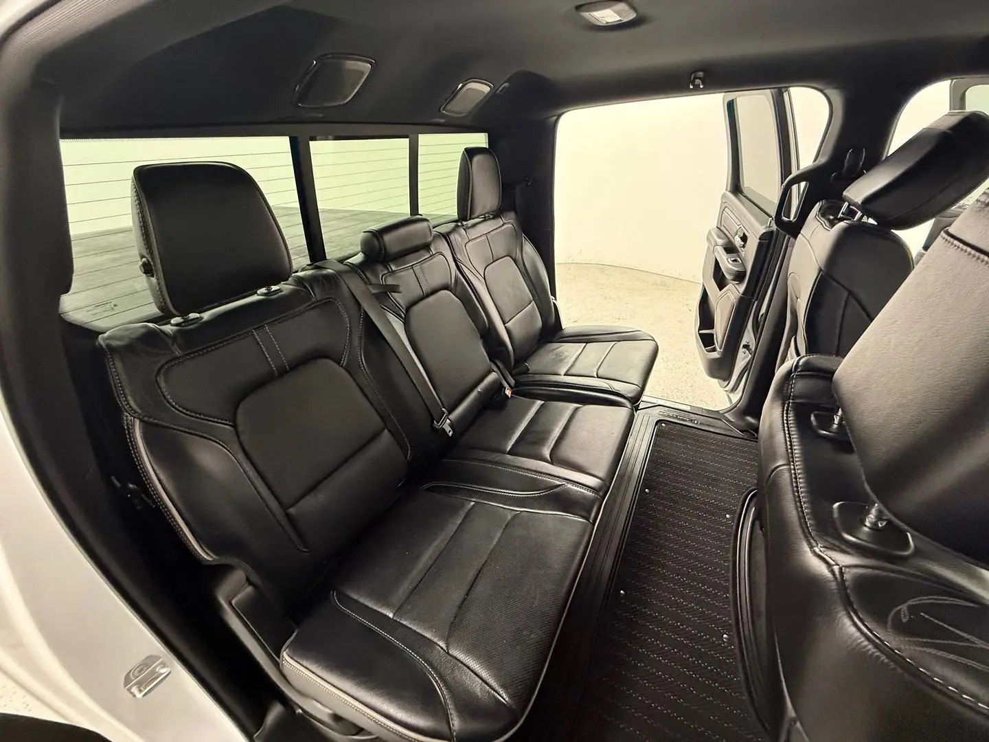 2022 RAM 1500 Gallery Image 19