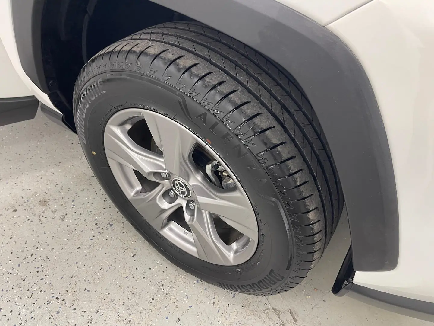 2024 Toyota RAV4 Gallery Image 16