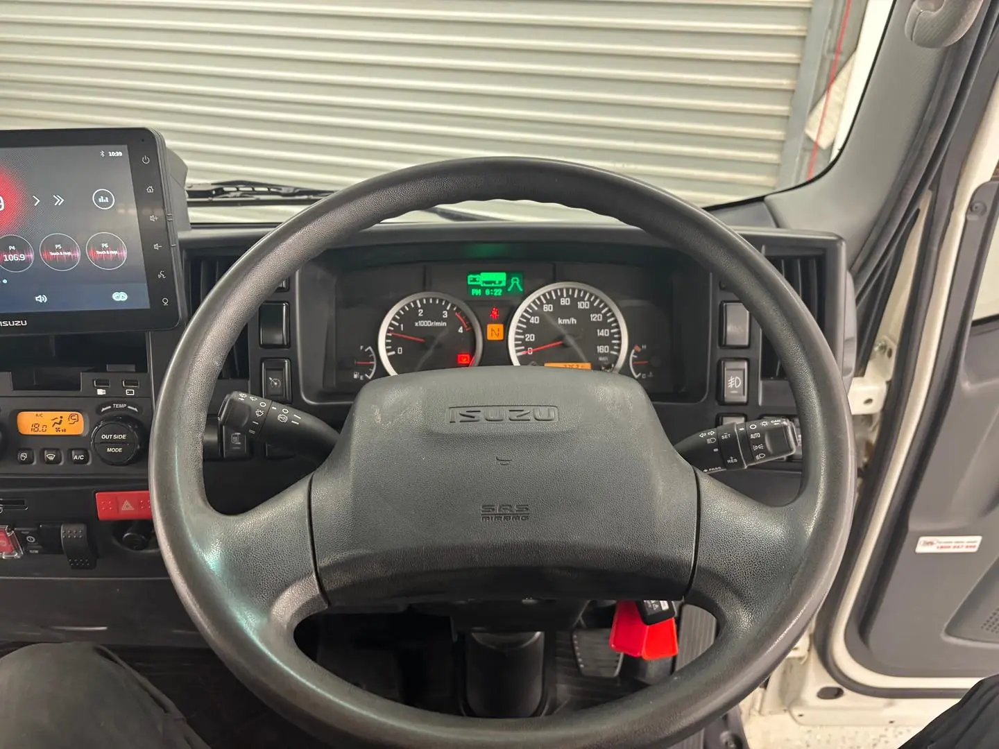 2023 Isuzu N Series Gallery Image 24