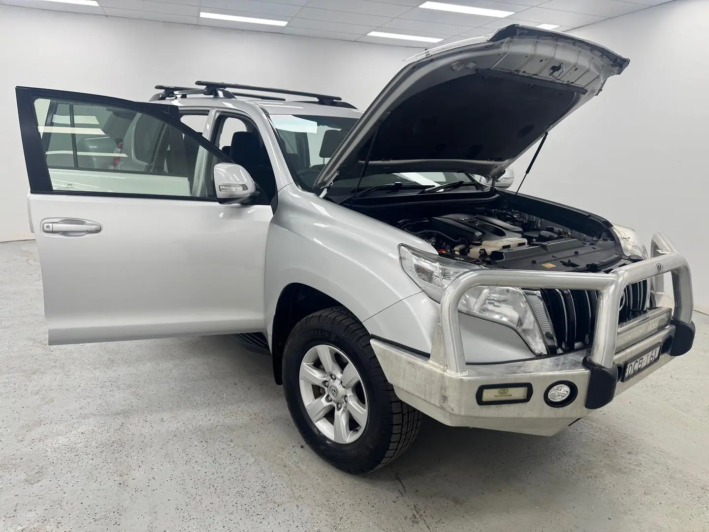 2015 Toyota Landcruiser Prado Gallery Image 7