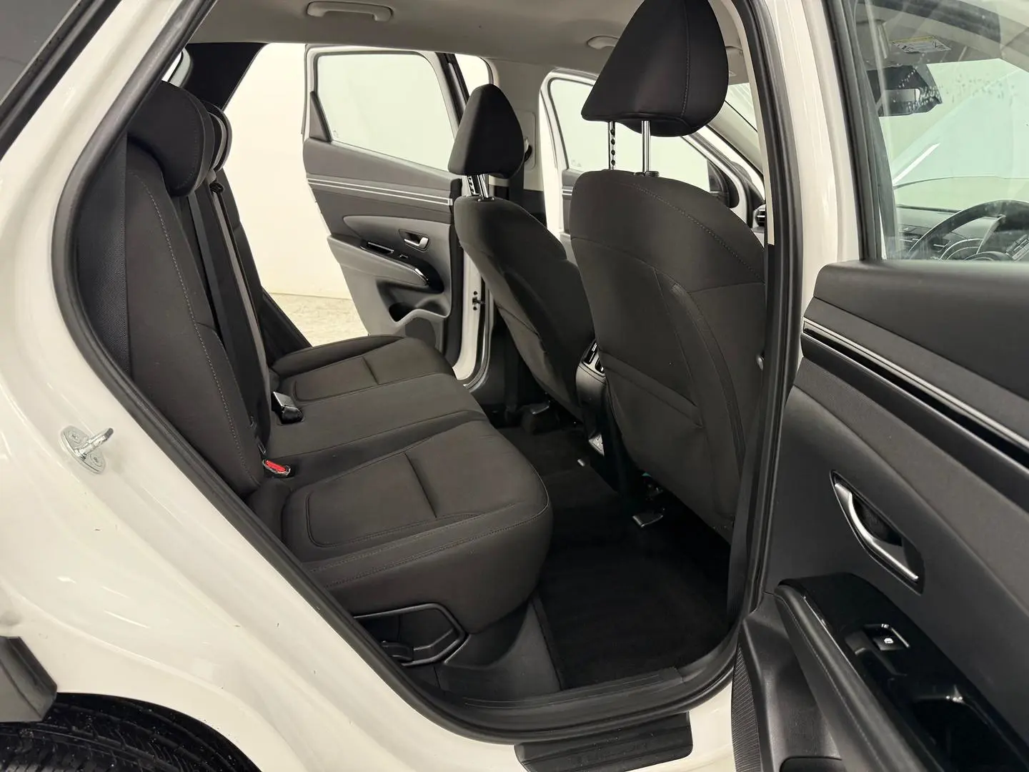 2023 Hyundai Tucson Gallery Image 17