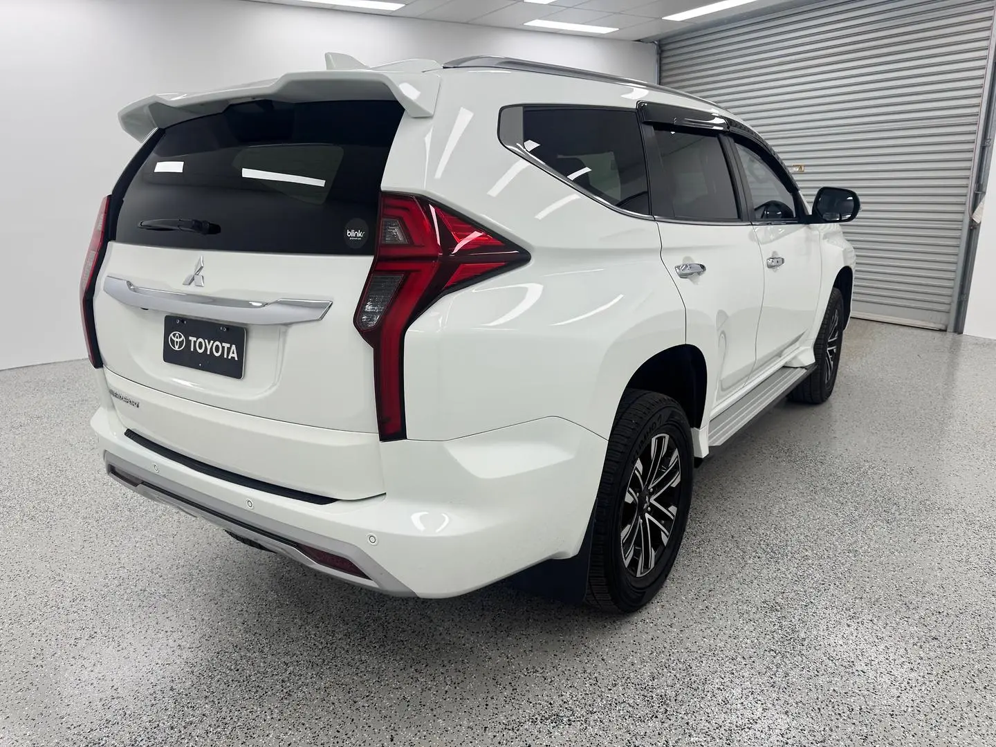 2022 Mitsubishi Pajero Sport Gallery Image 3