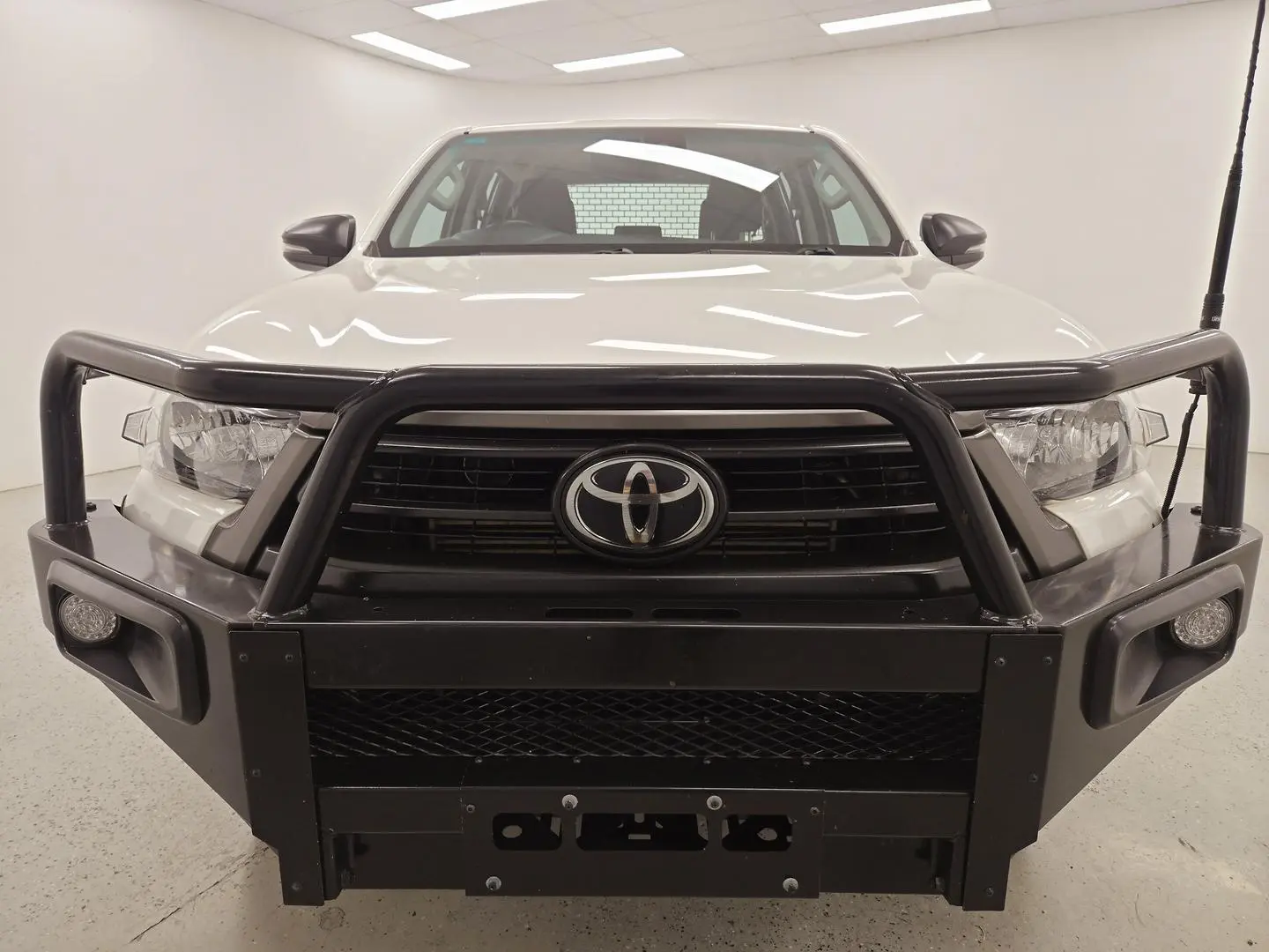 2022 Toyota Hilux Gallery Image 32